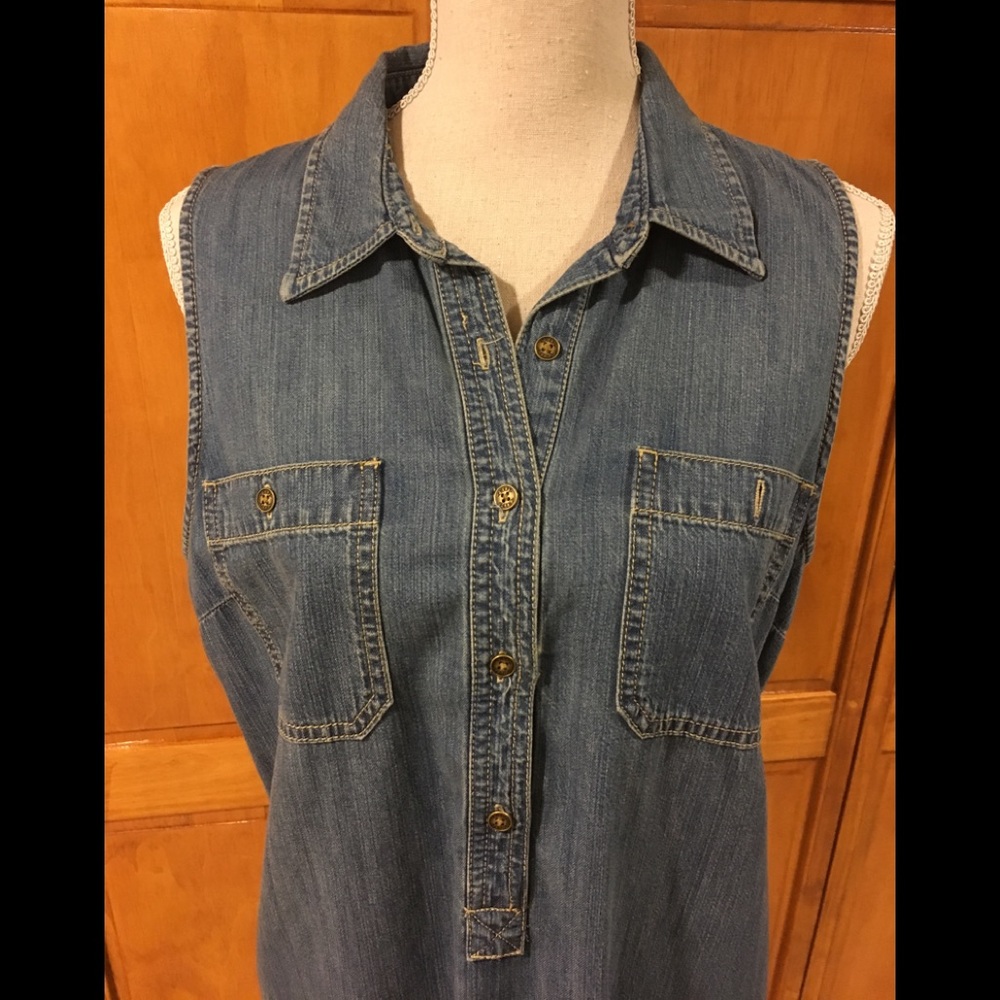 Chaps sleeveless denim dress